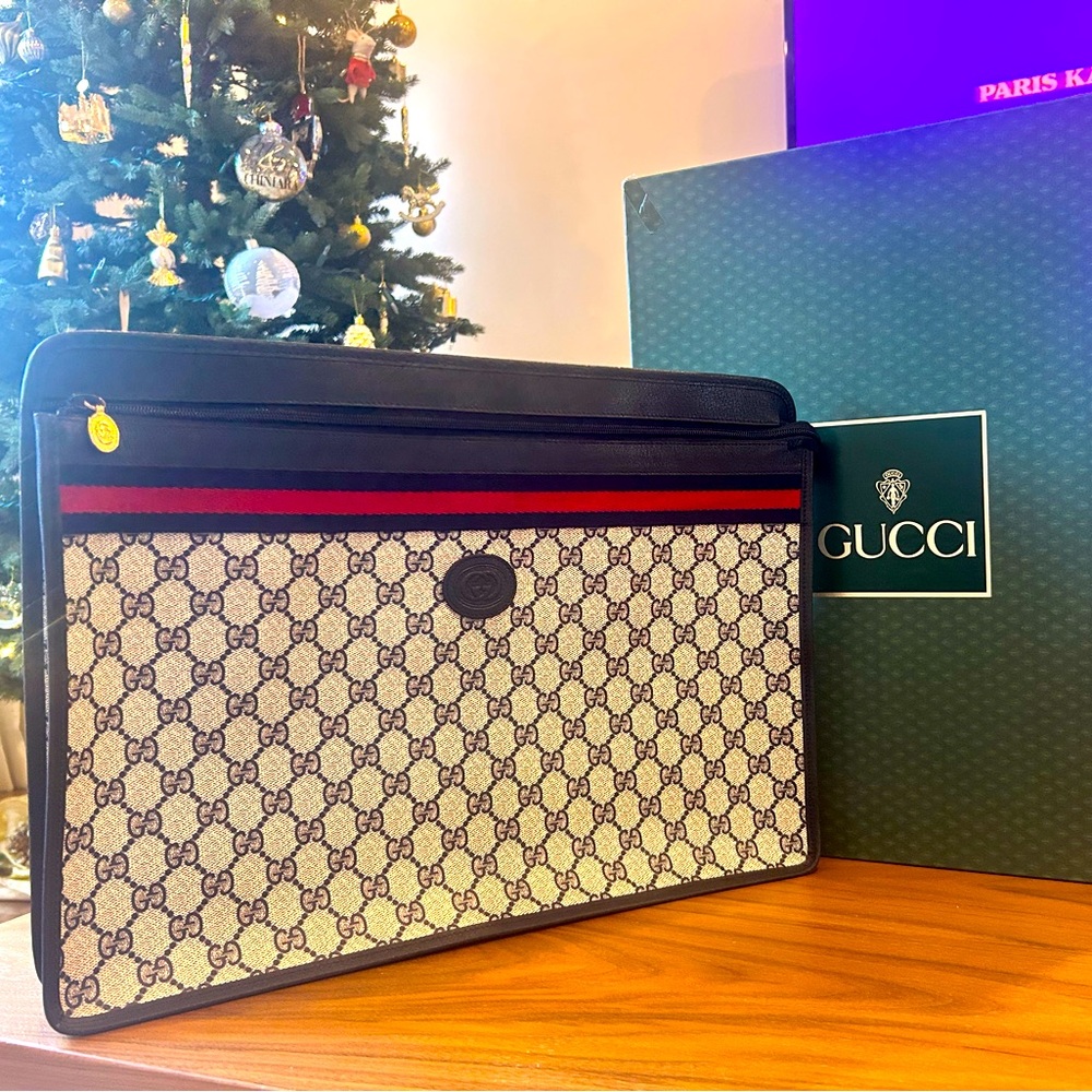 Authentic GUCCI PVC GG Interlock Zipper envelope /document portfolio /briefcase